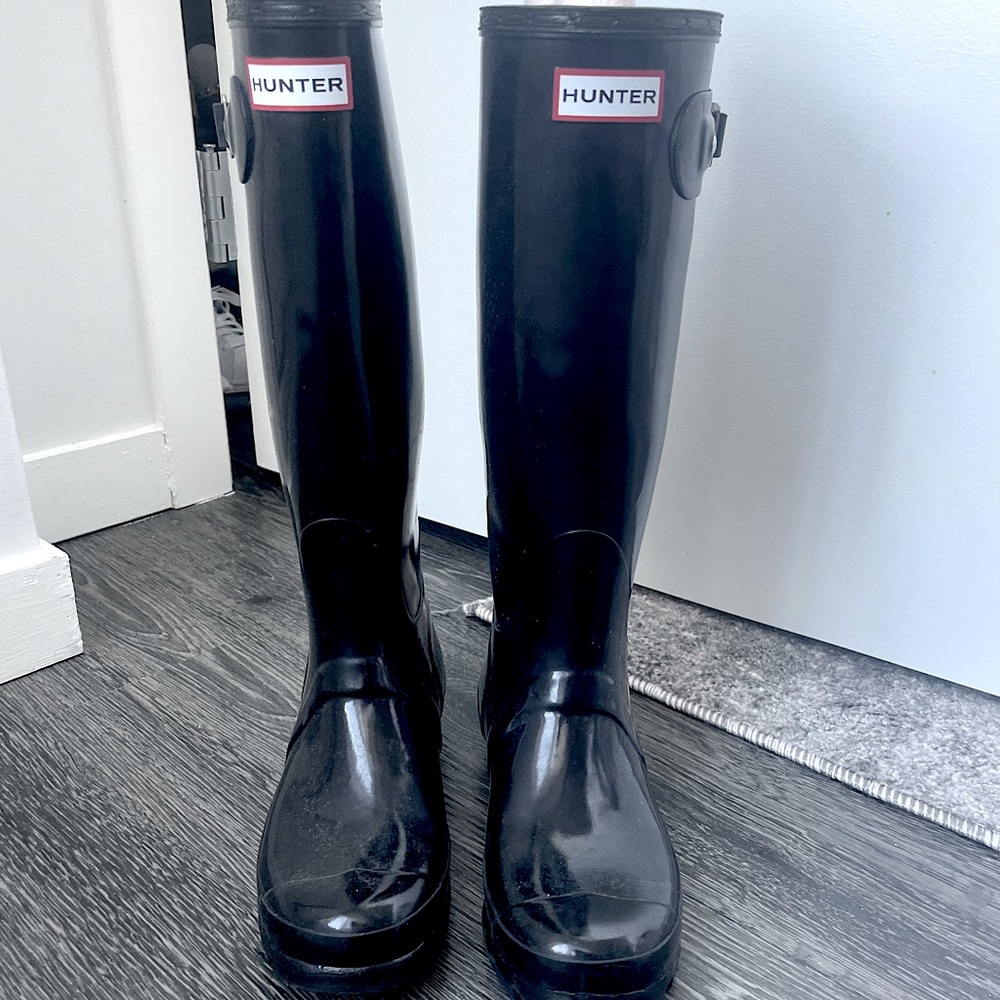 Hunter Rain Boots with Winter Socks